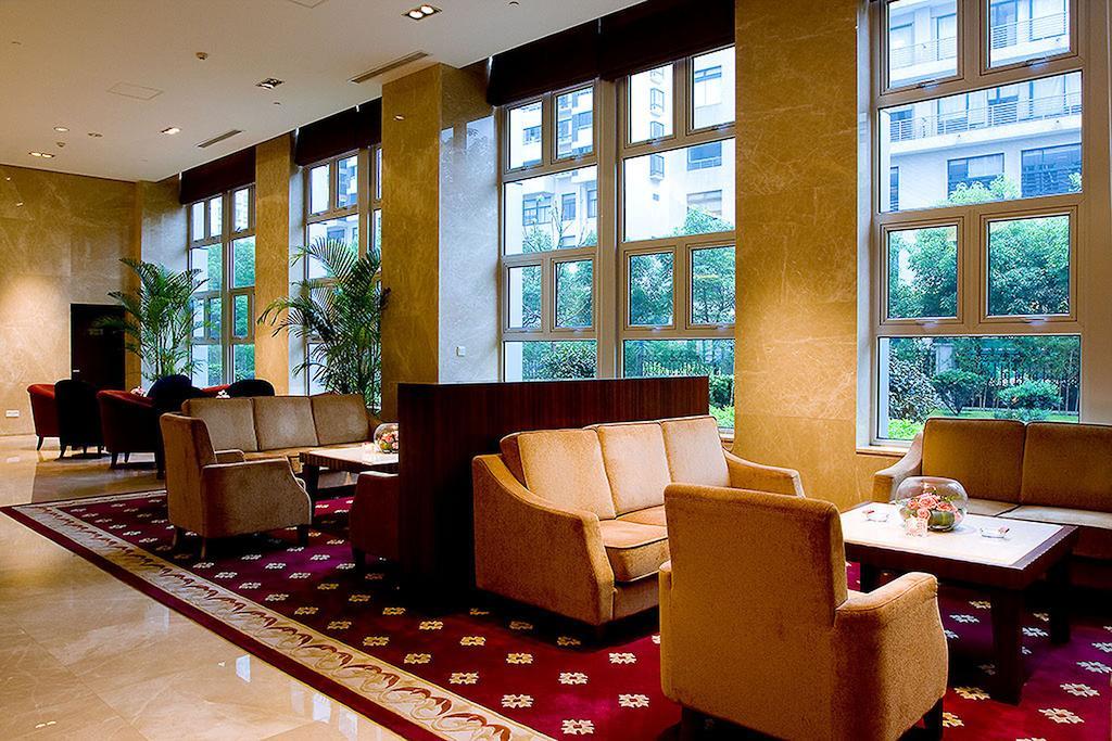 Ramada Plaza Shanghai Gateway Exteriör bild